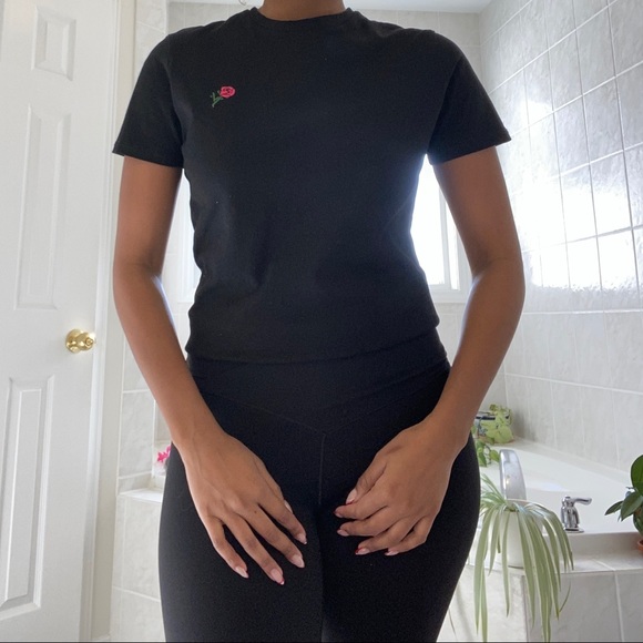 Embroidered T-shirt - Picture 2 of 3